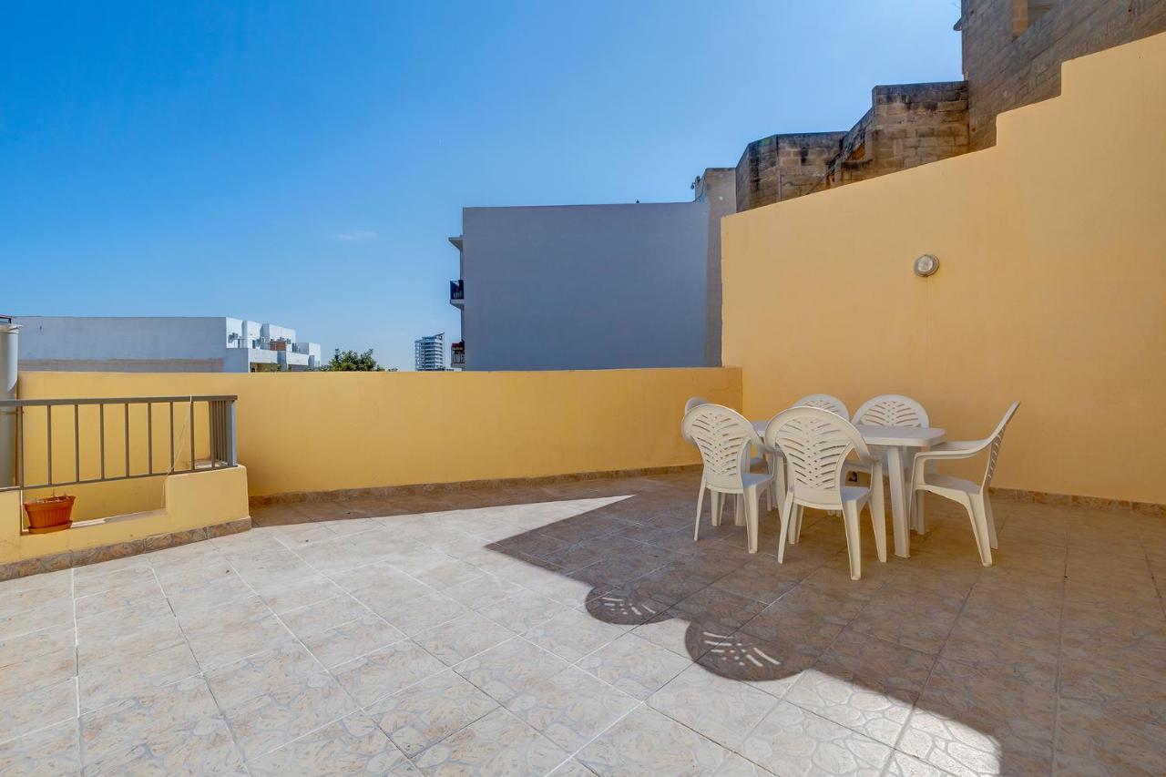 Modern 2 Bedroom Maisonette In Central Sliema Extérieur photo