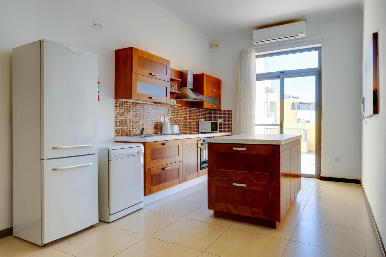 Modern 2 Bedroom Maisonette In Central Sliema Extérieur photo