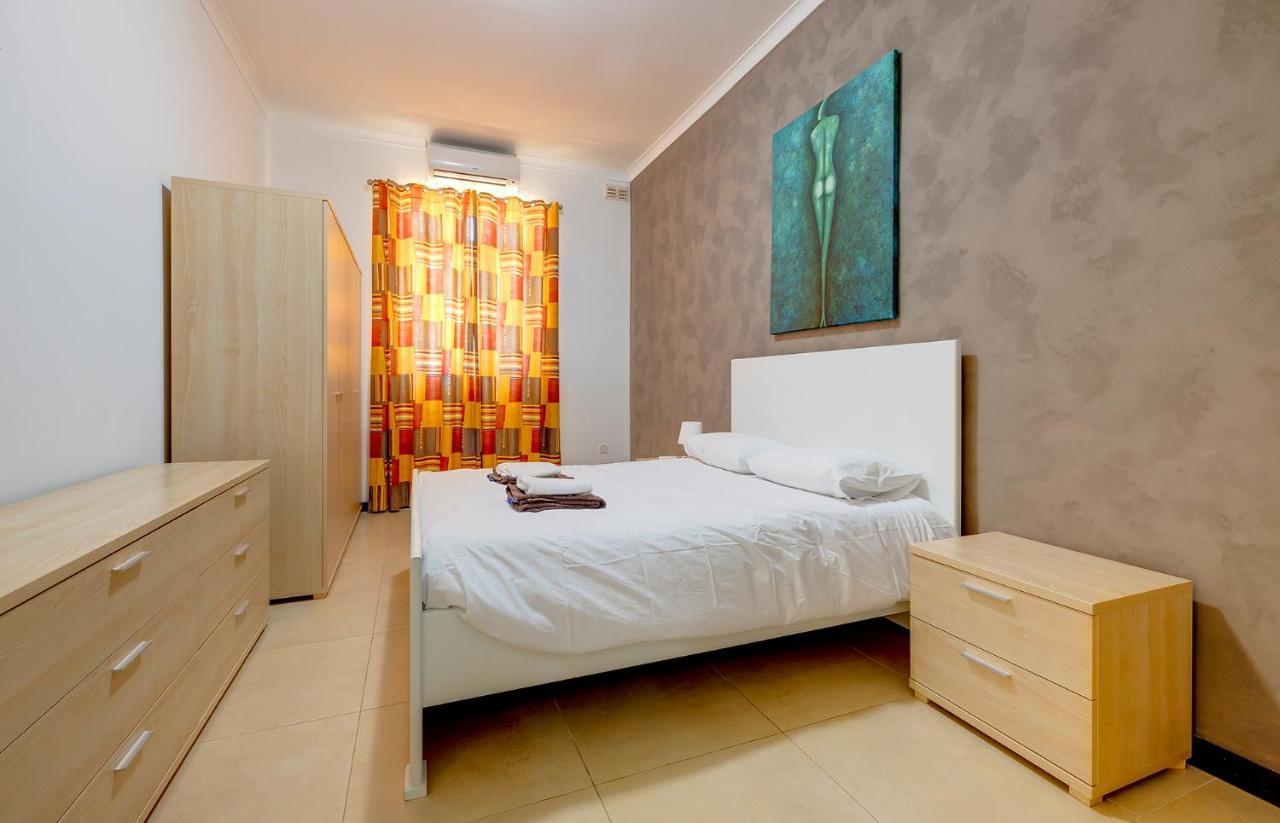 Modern 2 Bedroom Maisonette In Central Sliema Extérieur photo